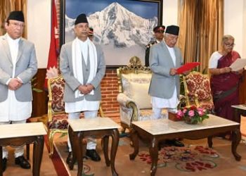 ६ महिनाभित्र प्रतिनिधिसभाको नयाँ निर्वाचन हुने, सुशीला कार्कीले लिइन् प्रधानमन्त्रीको सपथ