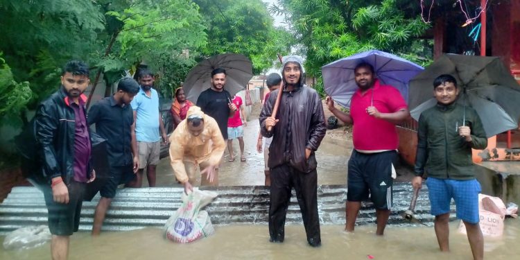 बोयेज स्पोर्ट्स एण्ड फिटनेश क्लबद्वारा बारा जिल्लाका विभिन्न टोलमा राहत तथा उद्धार कार्य सुरु