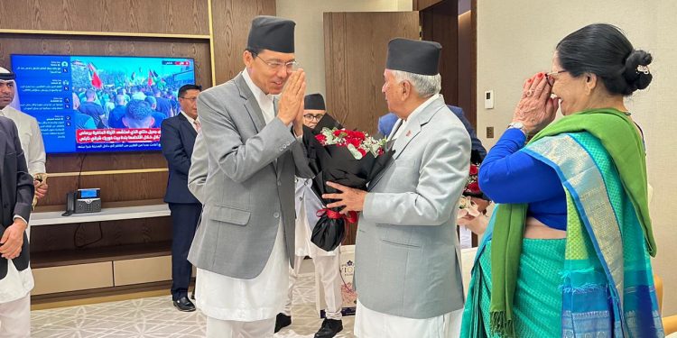 कतारको राजधानी दोहा पुगे राष्ट्रपति पौडेल