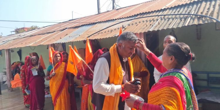 हिन्दू राष्ट्र एजेन्डासहित बारा–४ मा विनयकुमार यादवको घरदैलो तीव्र