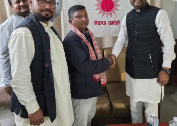 कांग्रेसका अरमुल्लाह अन्सारी एमालेमा प्रवेश, पर्सा–१ मा प्रदीप यादव पक्षमा जनलहर बढ्दो