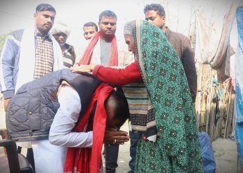 पकाहामैनपुर–४ मा एमालेको घरदैलो तीव्र, रूपेश पाण्डेले देखाए विकासको रोडम्याप