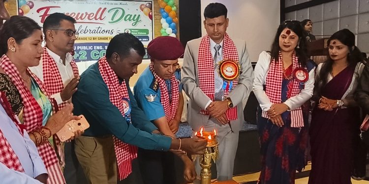 बिपिएस +2 कलेजमा कक्षा १२ का विद्यार्थीलाई भव्य बिदाई, एसएसपी कोईरालाको प्रेरणादायी सम्बोधन