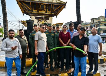 घण्टाघर क्षेत्रमा डमकलद्वारा सरसफाइ, हरियाली अभियान निरन्तर