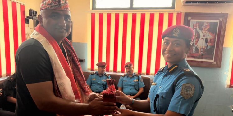बर्दियामा ३२ लाखभन्दा बढीका अवैध सामानसहित मिनी ट्रक नियन्त्रणमा, दुई जना पक्राउ