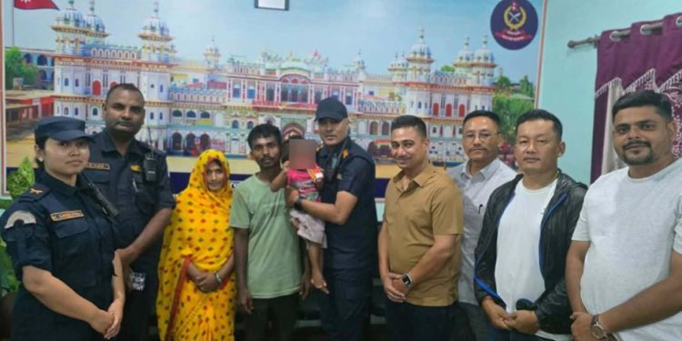 एसपी रूपेश खड्काको विशेष सक्रियतामा १५ महिने बालक ११ दिनपछि सकुशल उद्धार, महिला पक्राउ